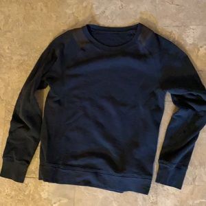 Lululemon sweatshirt